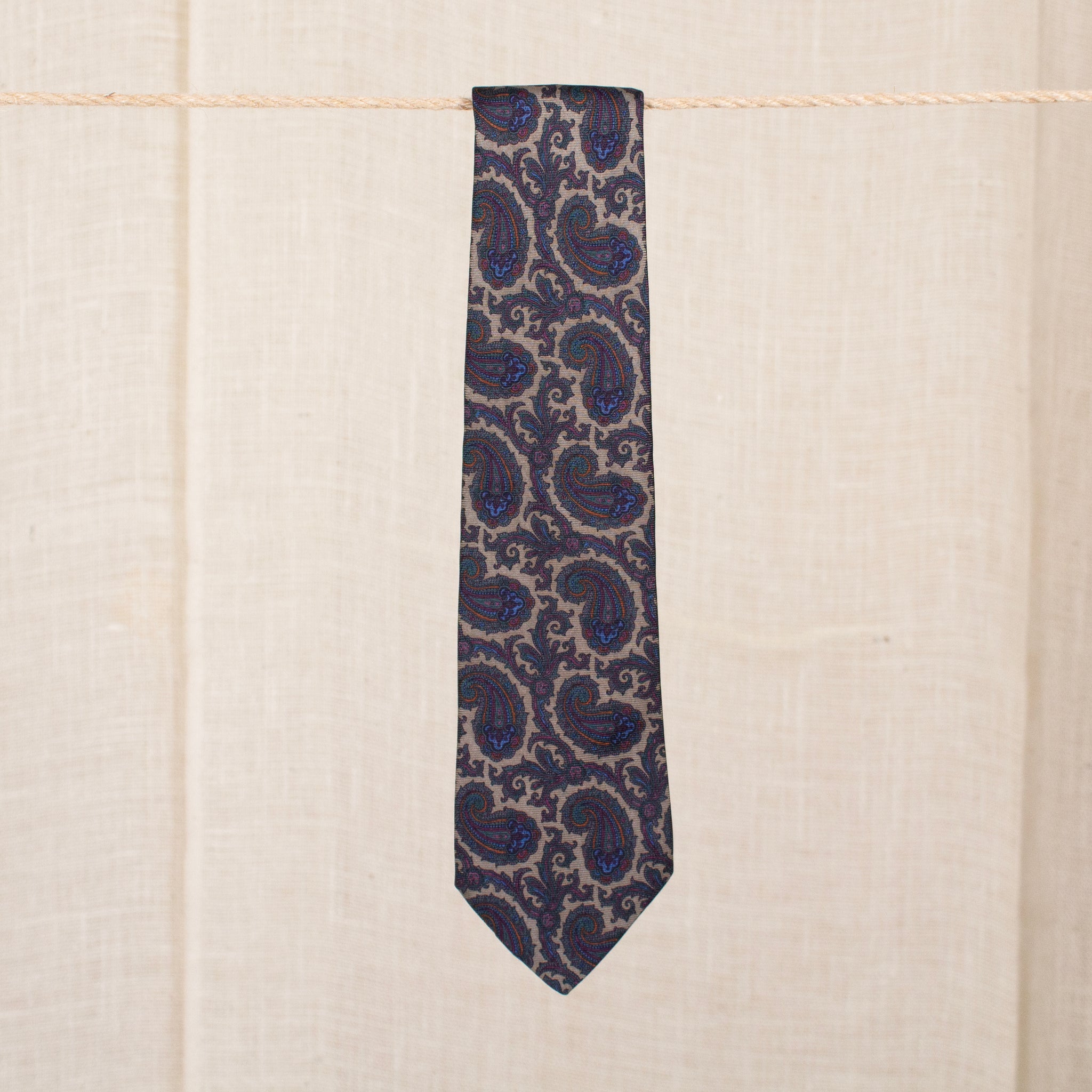 Brooks Brothers Makers Paisley Tie