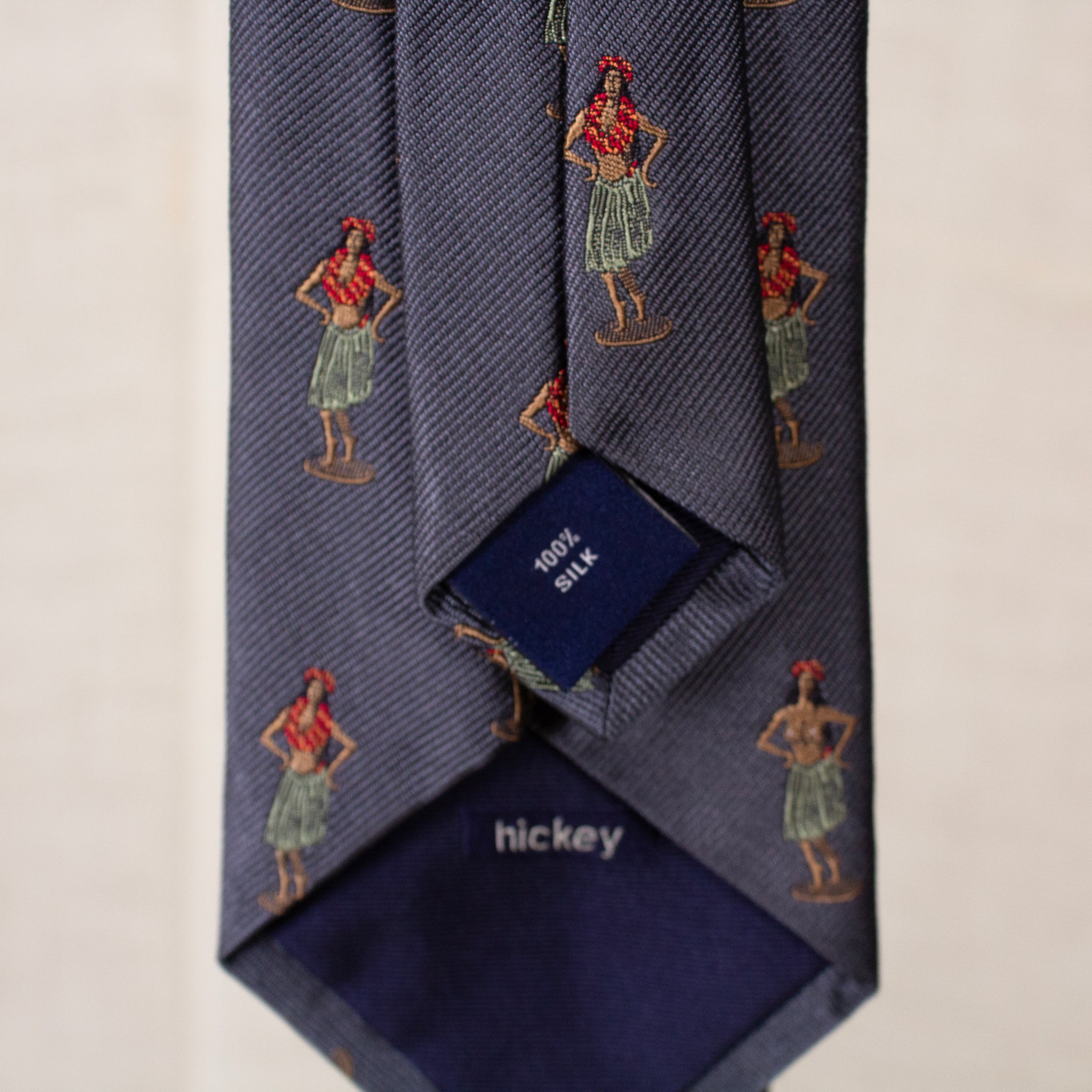 Hickey Hula Girl Tie